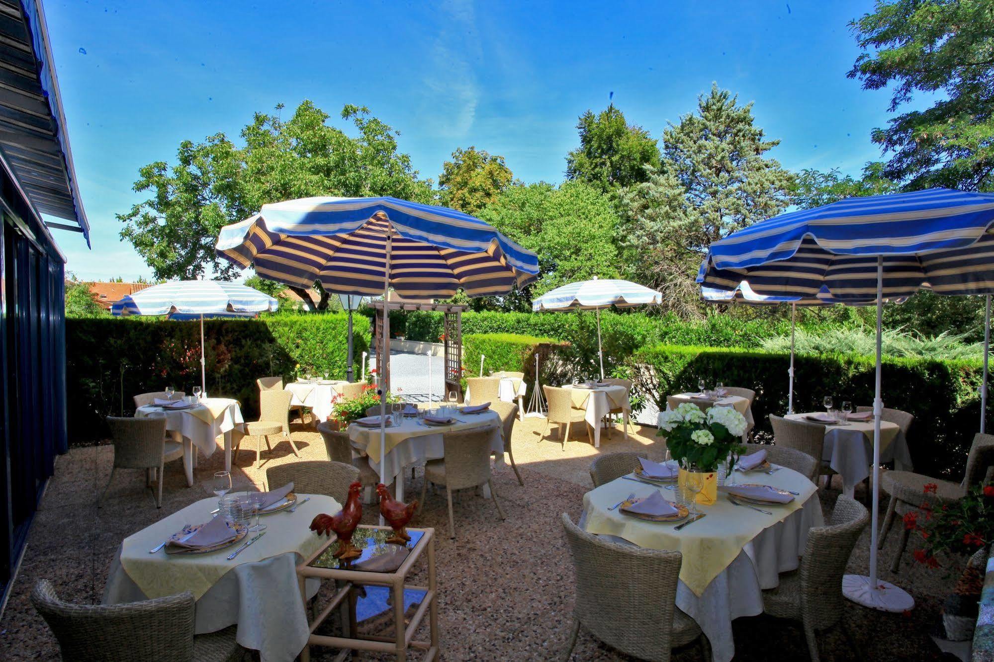 Logis Auberge de la Truffe - Hotel de la Truffe Sorges Extérieur photo